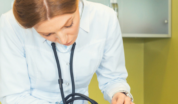 caring for your cat is that yearly check up necessary